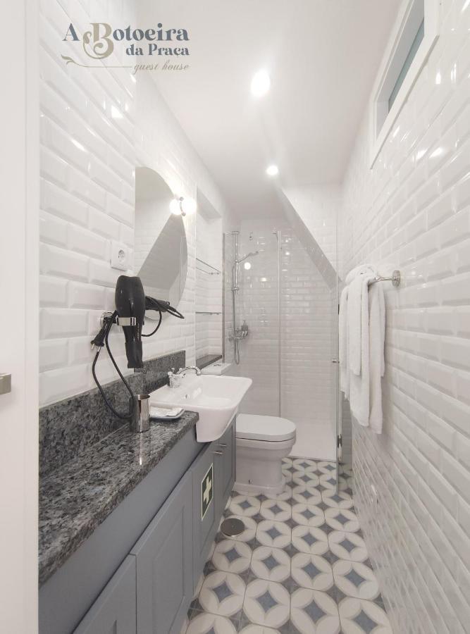 A Botoeira Da Praca Guest House Виана-ду-Каштелу Экстерьер фото